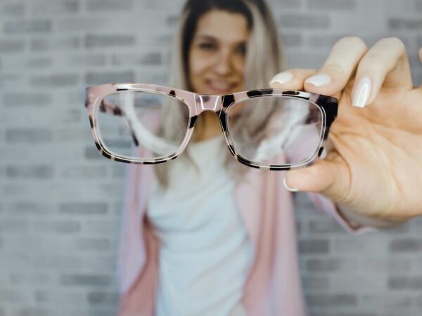 Dioptriás szemüveg vékonyított lencsével a Dream Optikától